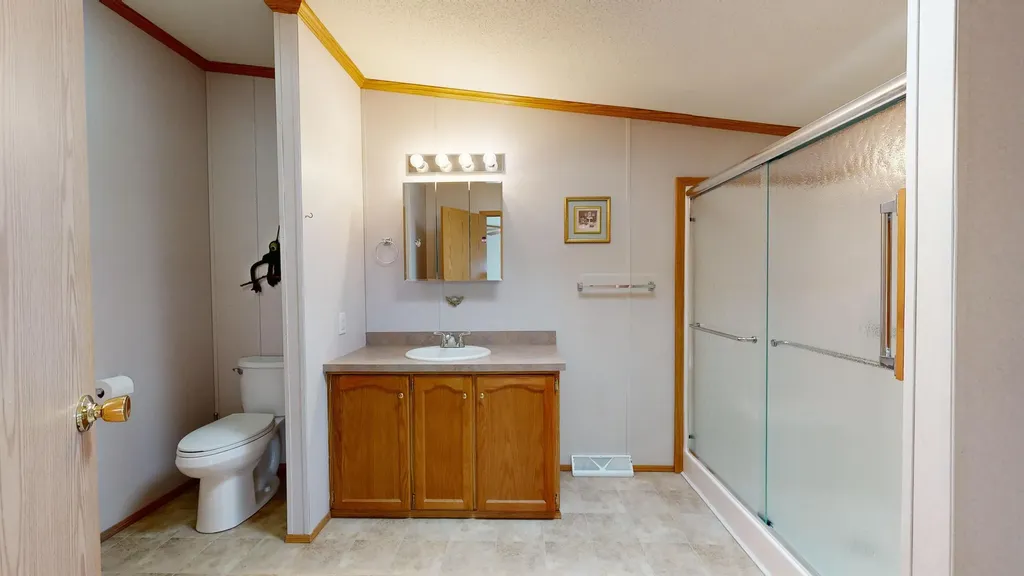 6 Ivy Drive Norway ME 04268