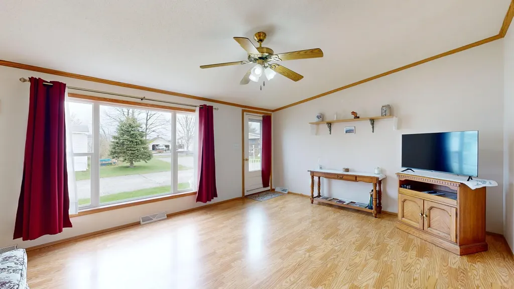 6 Ivy Drive Norway ME 04268