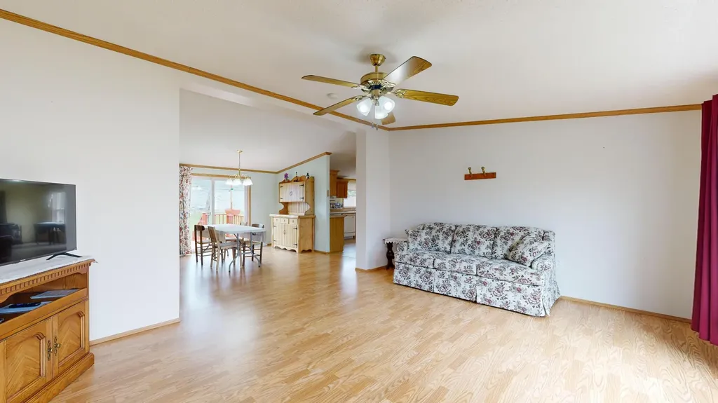 6 Ivy Drive Norway ME 04268