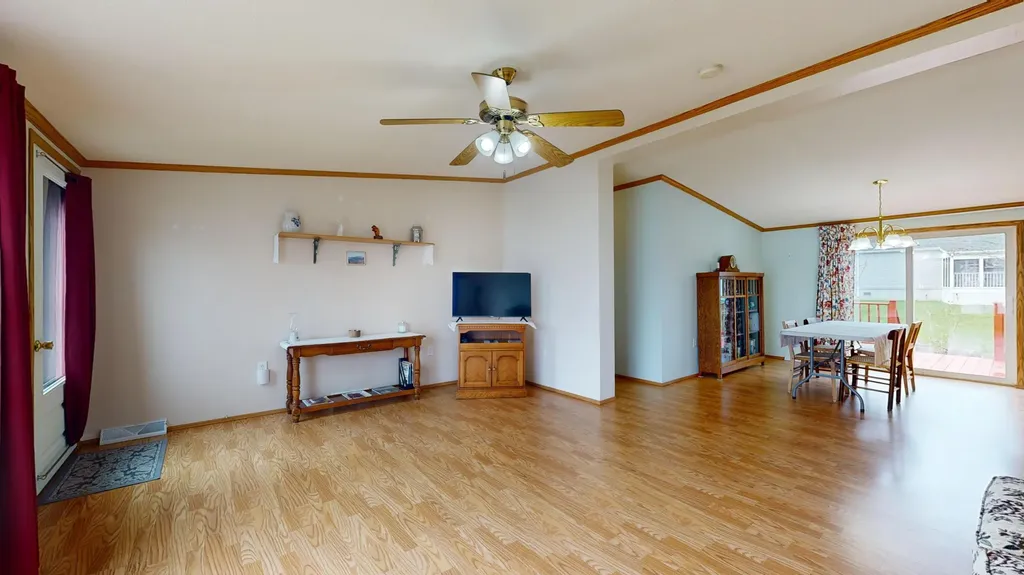 6 Ivy Drive Norway ME 04268