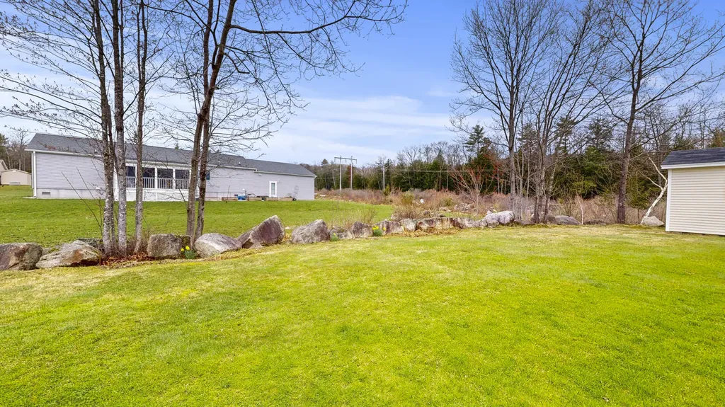 6 Ivy Drive Norway ME 04268