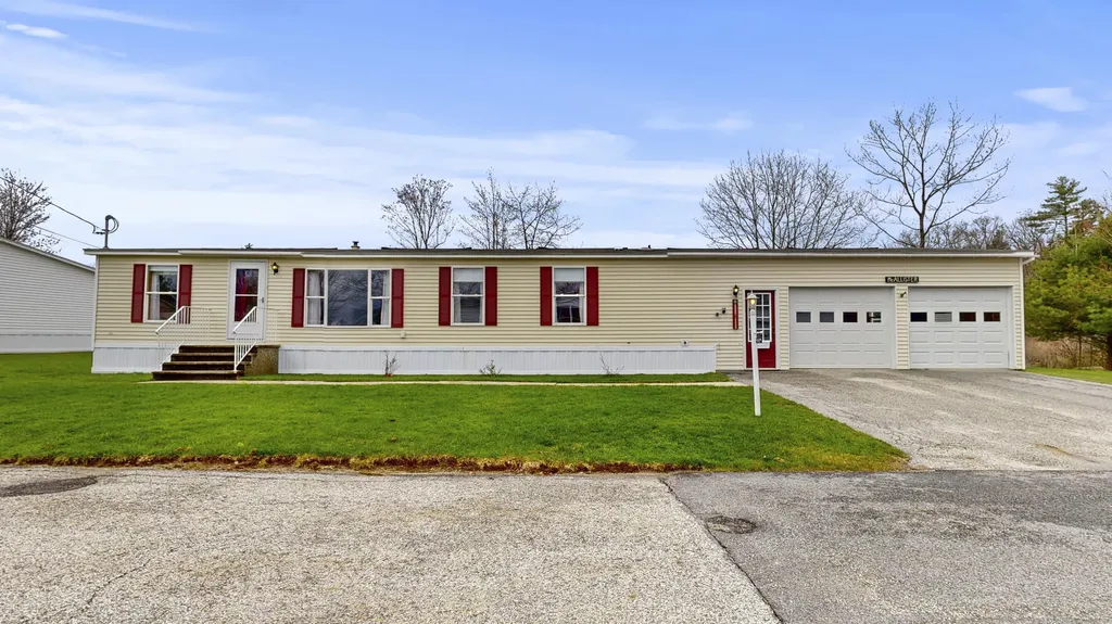 6 Ivy Drive Norway ME 04268