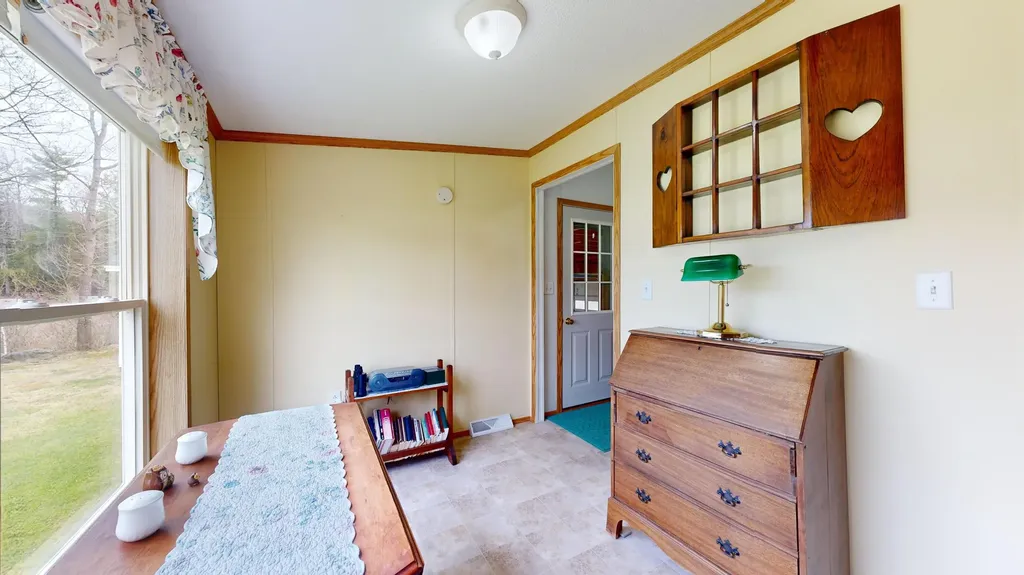 6 Ivy Drive Norway ME 04268