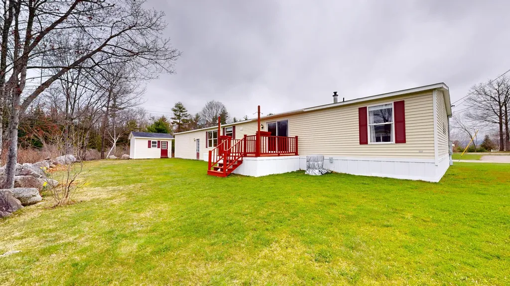 6 Ivy Drive Norway ME 04268
