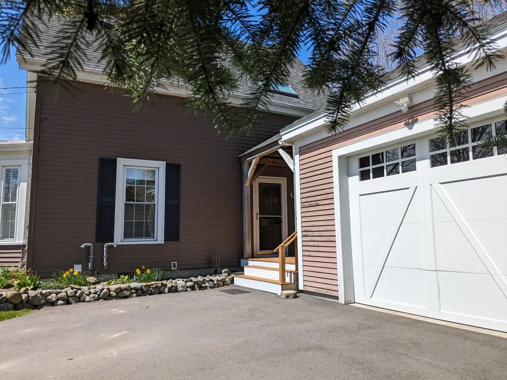 41 Granite Street Rockland ME 04841