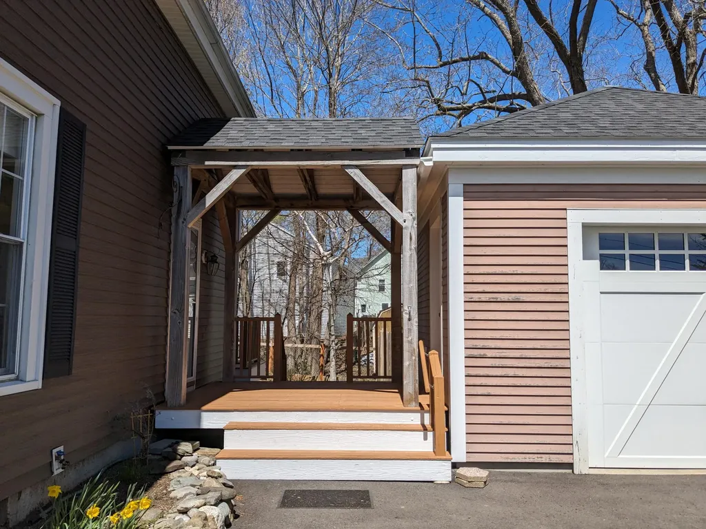 41 Granite Street Rockland ME 04841