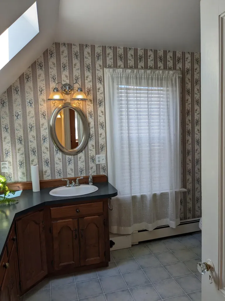 41 Granite Street Rockland ME 04841