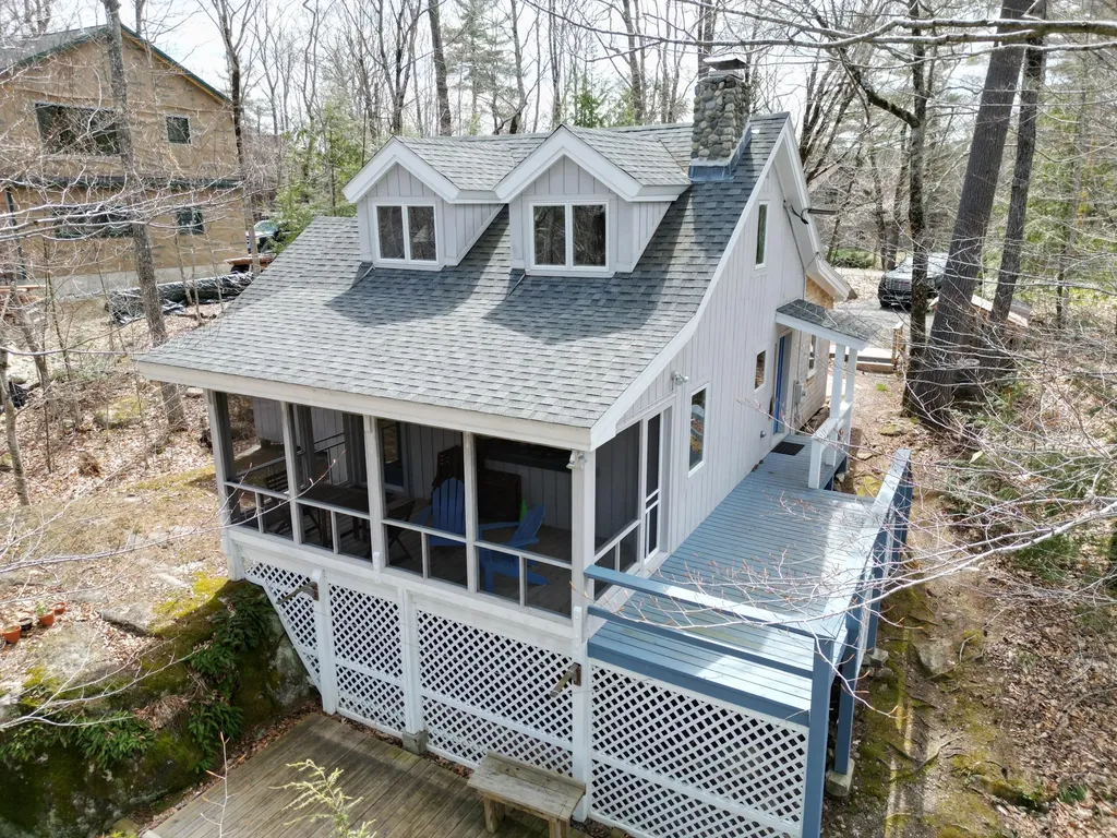 186 Peninsula Drive Rome ME 04963