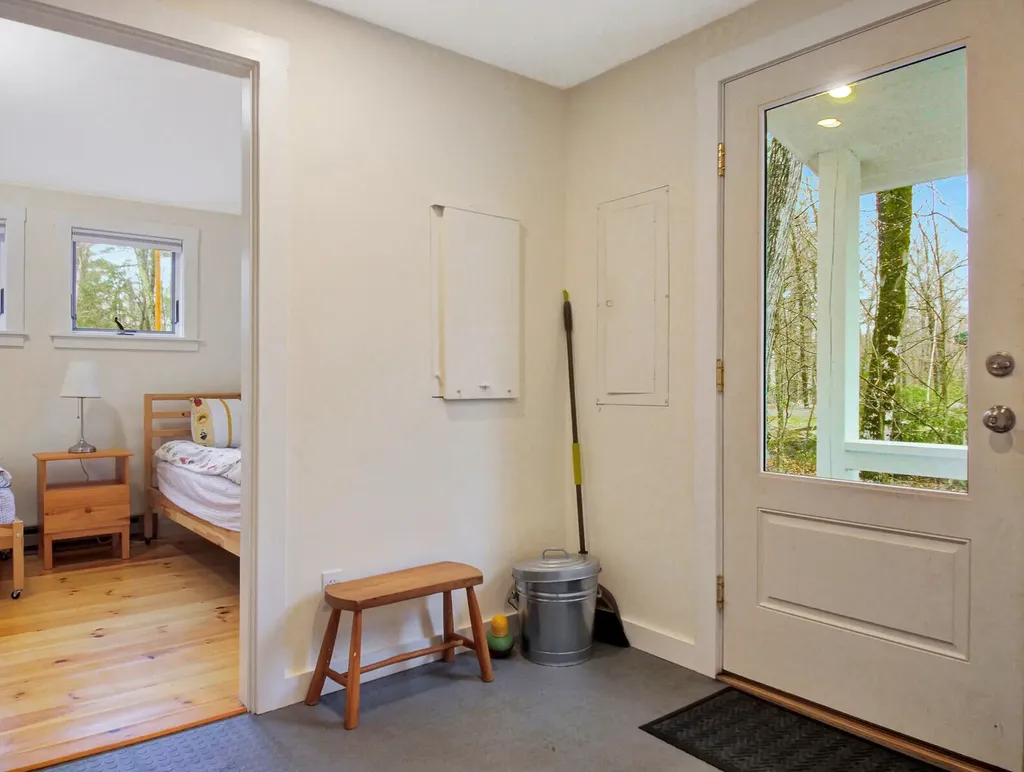 186 Peninsula Drive Rome ME 04963