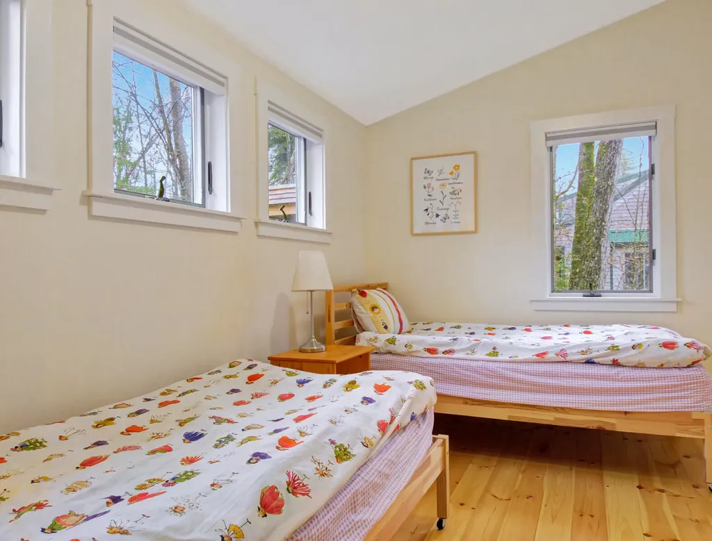 186 Peninsula Drive Rome ME 04963