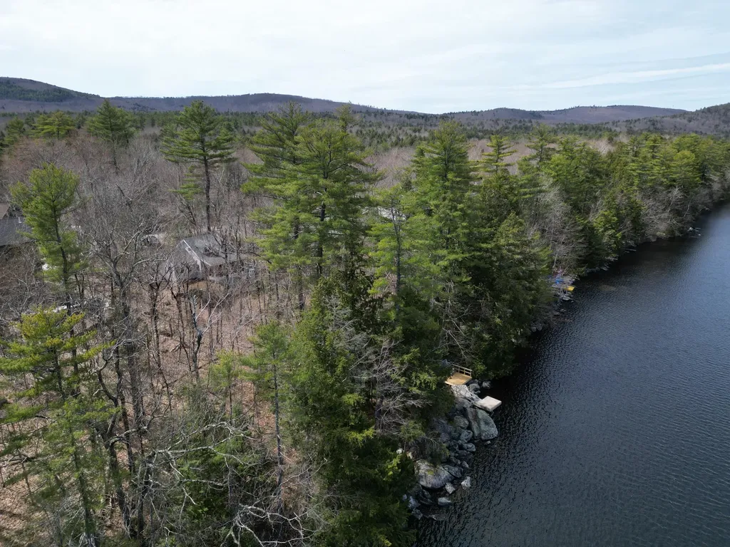 186 Peninsula Drive Rome ME 04963