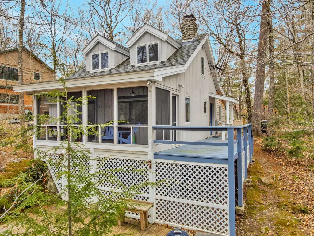186 Peninsula Drive Rome ME 04963