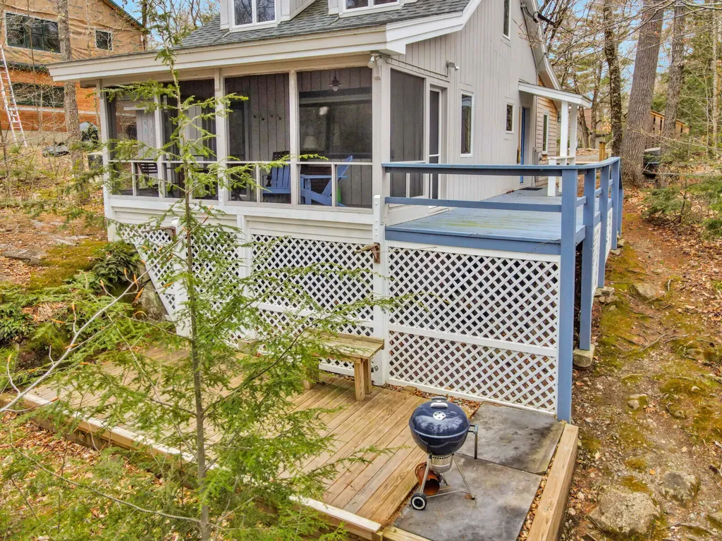186 Peninsula Drive Rome ME 04963