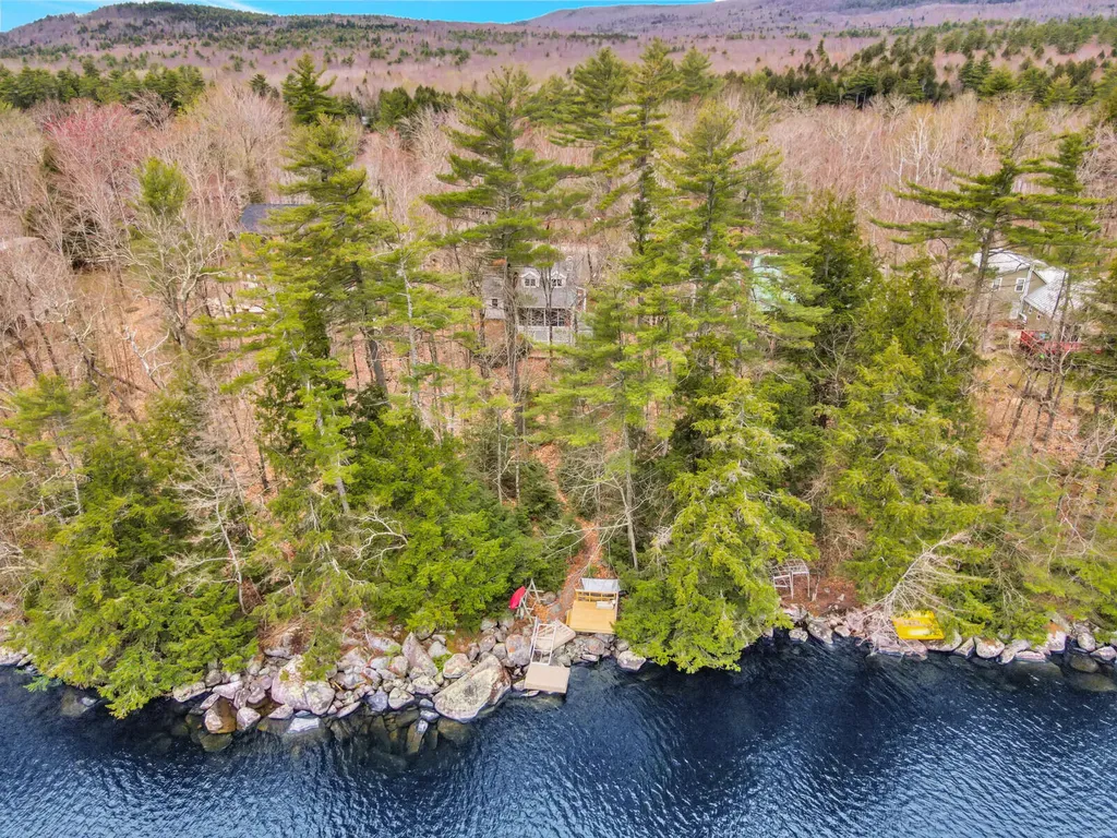 186 Peninsula Drive Rome ME 04963