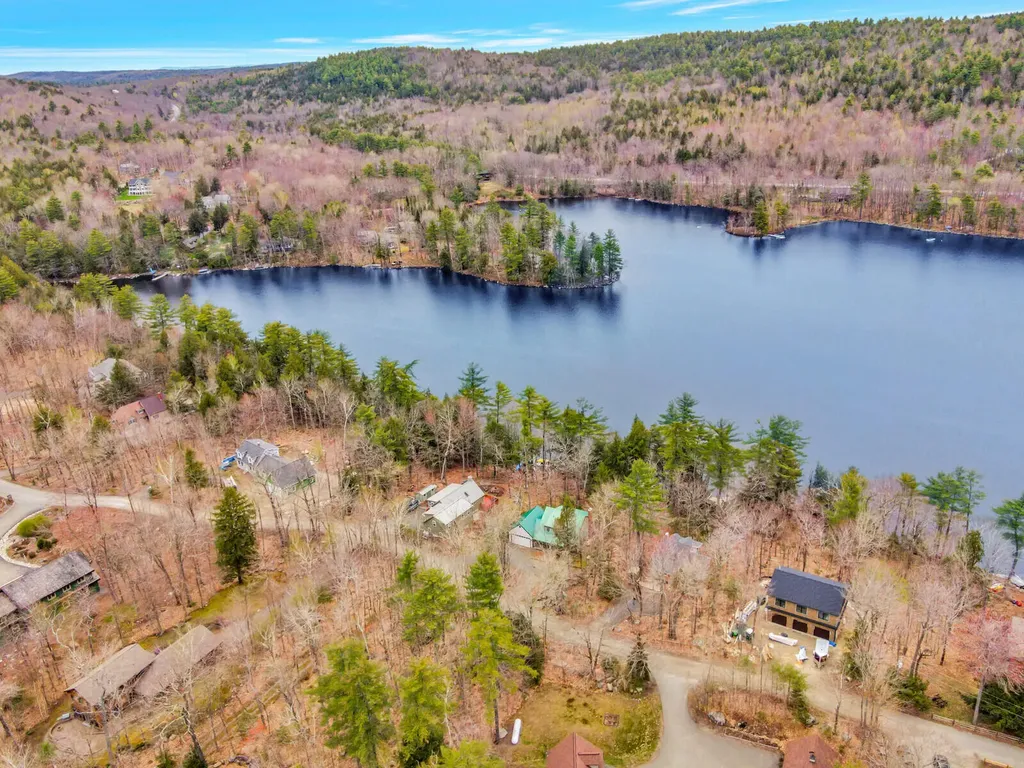 186 Peninsula Drive Rome ME 04963
