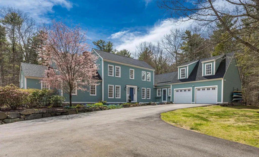 21 Pepperell Way York ME 03909