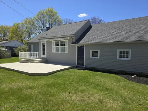 4 Donnelly Street Lewiston ME 04240