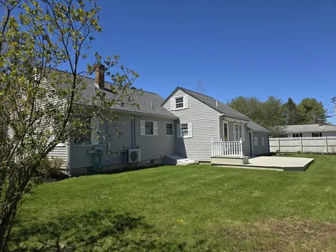 4 Donnelly Street Lewiston ME 04240