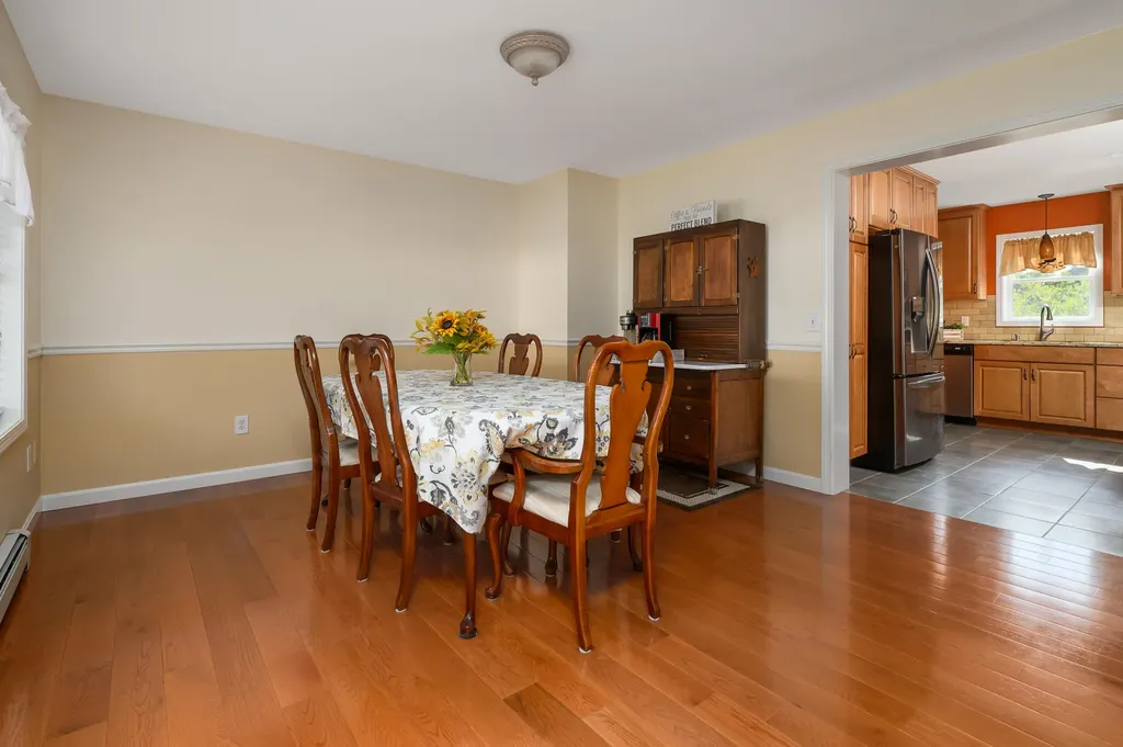 5 Heritage Way Kittery ME 03904