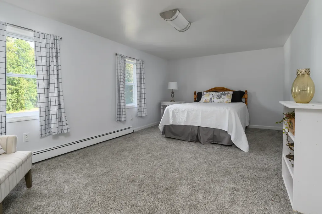 5 Heritage Way Kittery ME 03904