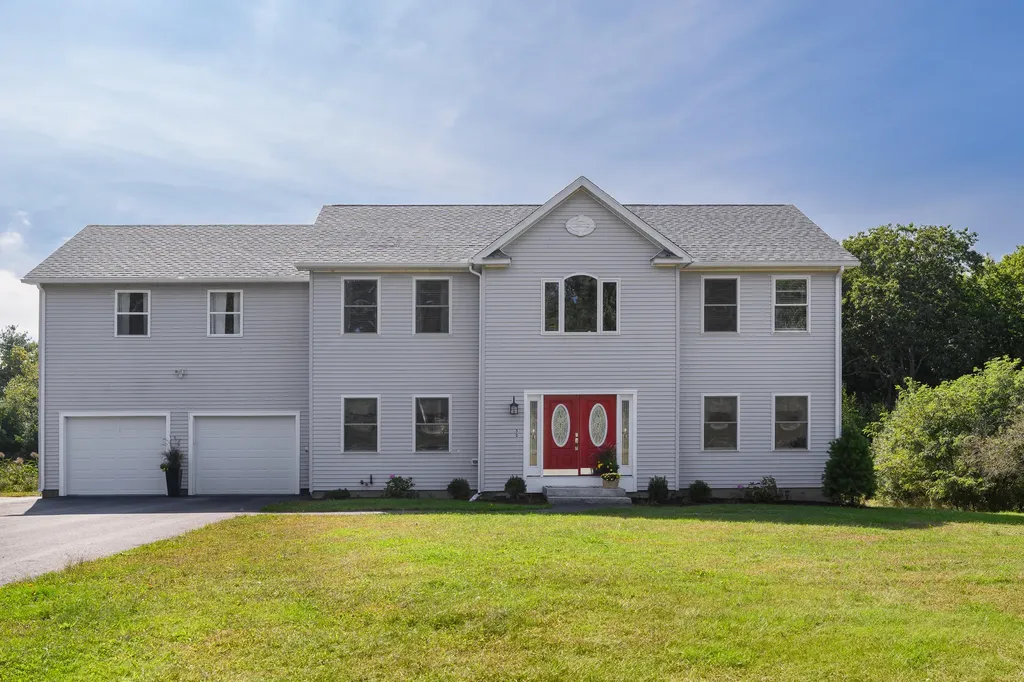 5 Heritage Way Kittery ME 03904
