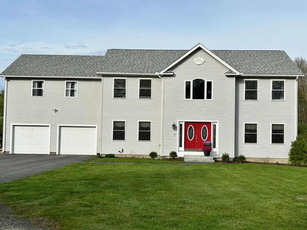5 Heritage Way Kittery ME 03904
