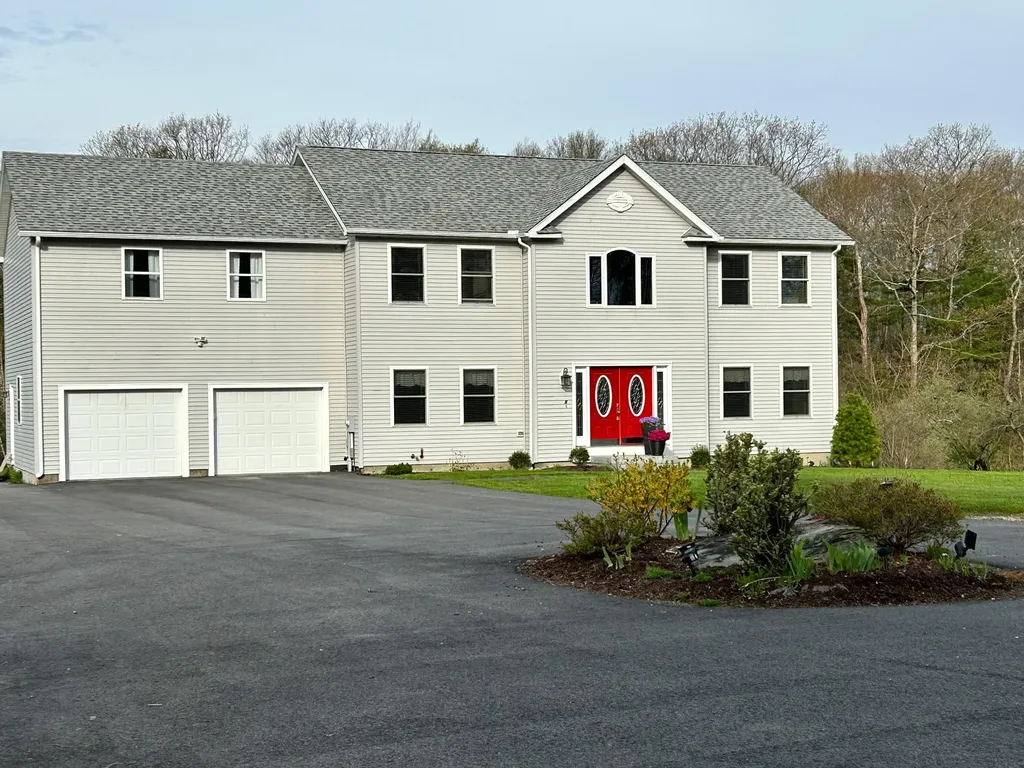 5 Heritage Way Kittery ME 03904