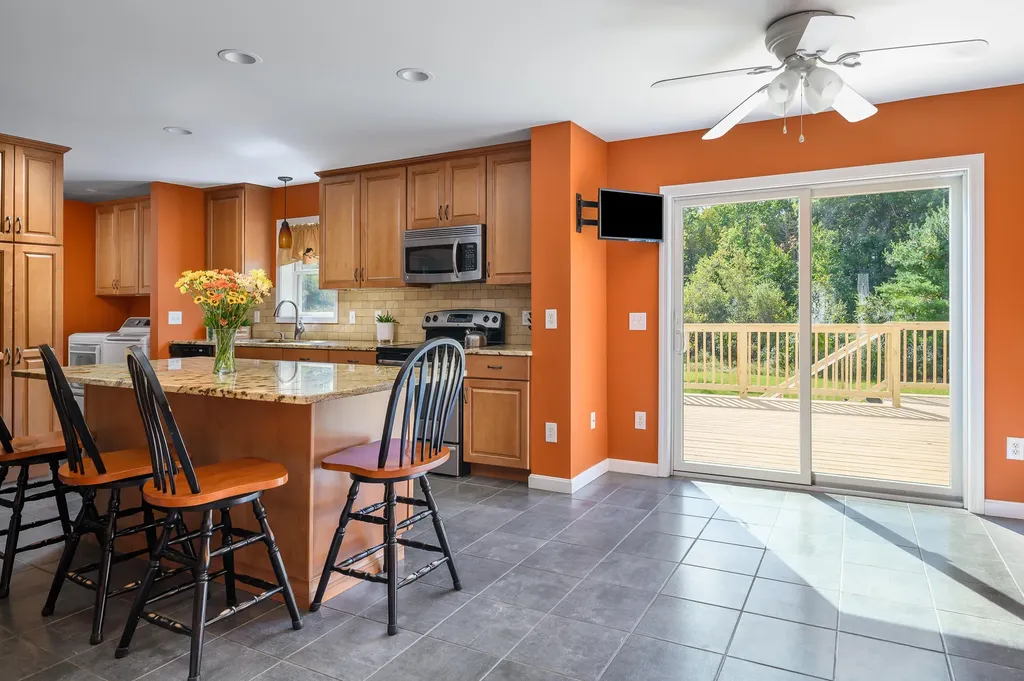 5 Heritage Way Kittery ME 03904