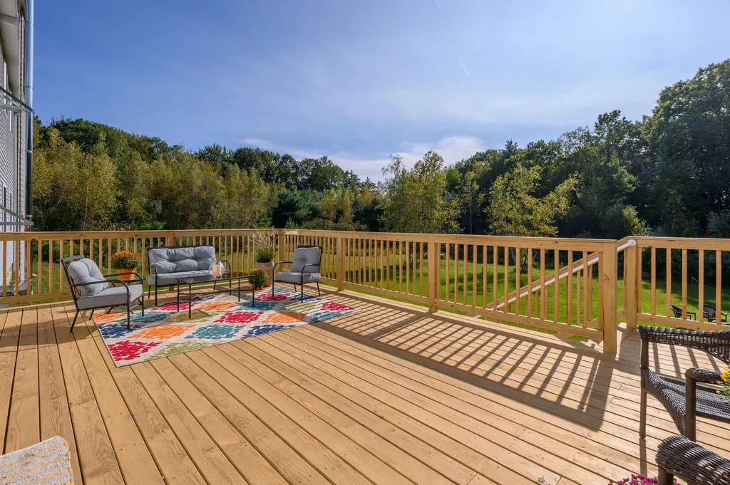 5 Heritage Way Kittery ME 03904
