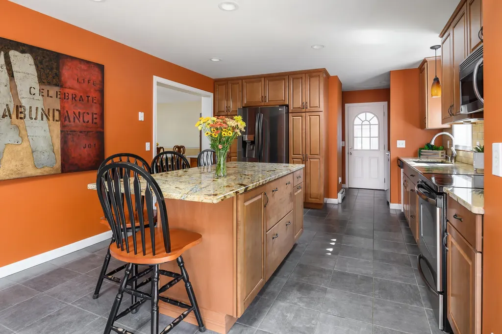 5 Heritage Way Kittery ME 03904