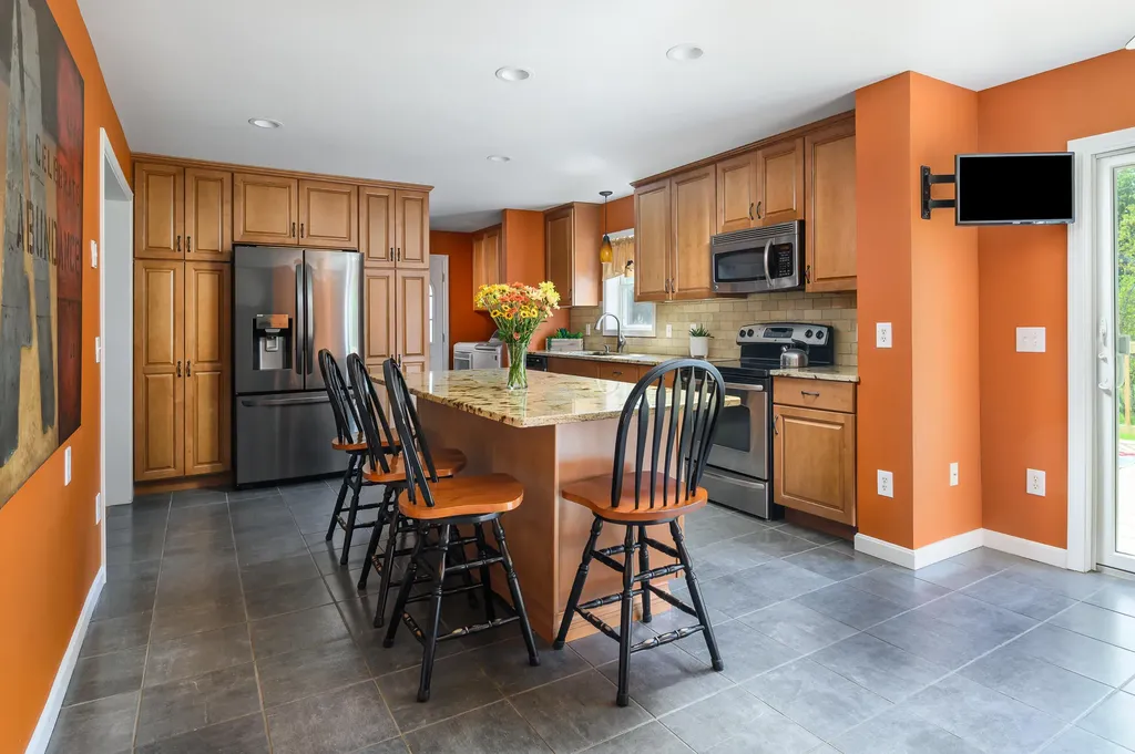 5 Heritage Way Kittery ME 03904