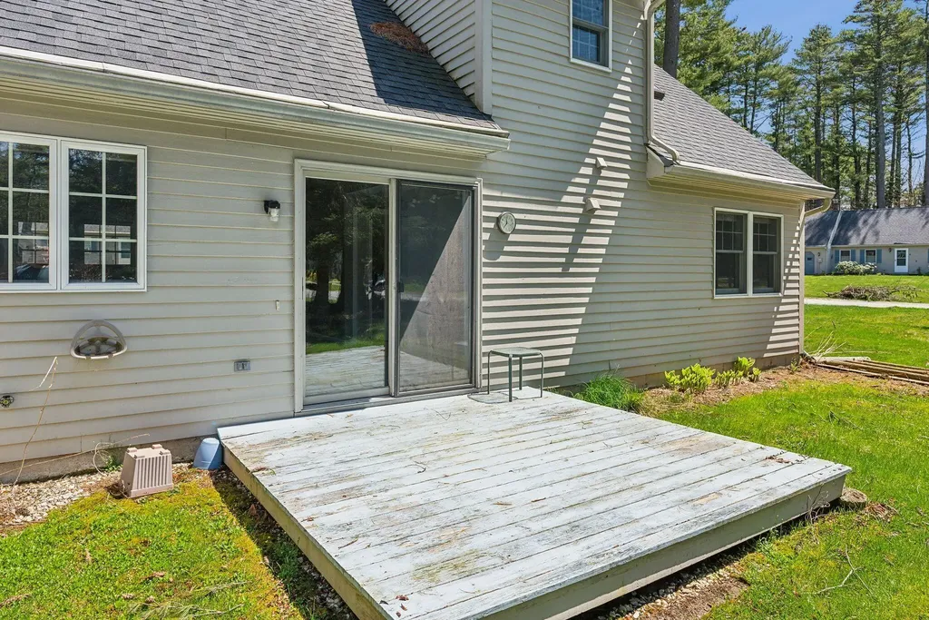 59 Riverbend Drive Yarmouth ME 04096