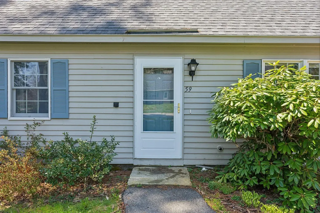 59 Riverbend Drive Yarmouth ME 04096