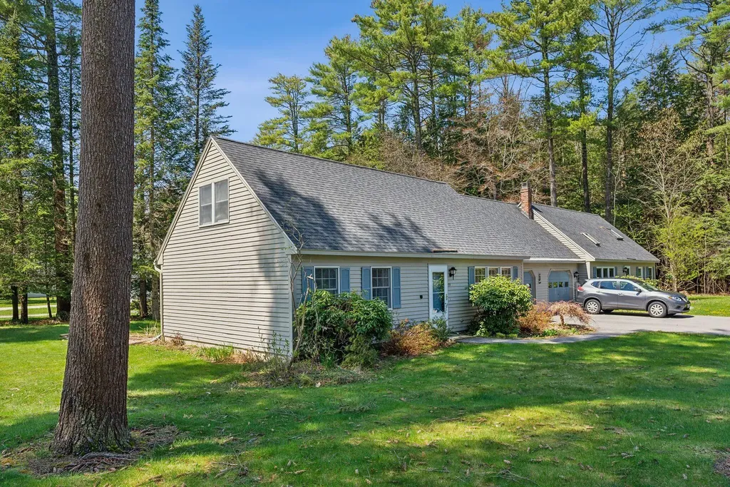 59 Riverbend Drive Yarmouth ME 04096