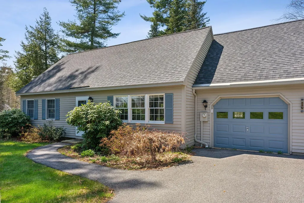 59 Riverbend Drive Yarmouth ME 04096