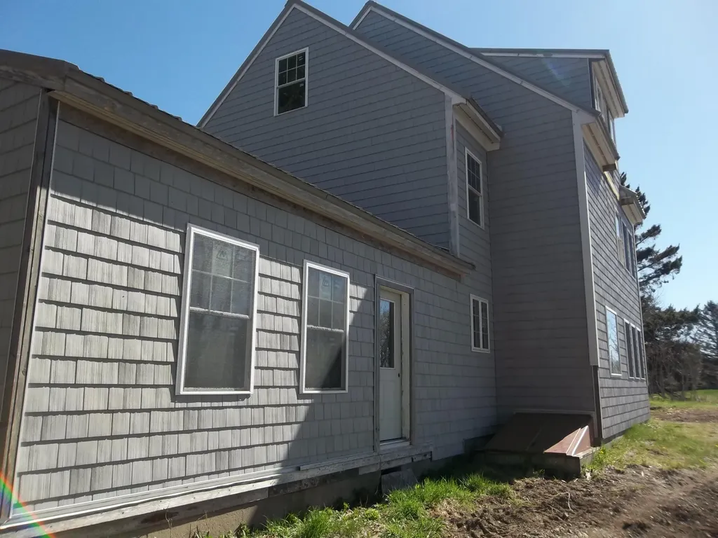 5 Burns Place Eastport ME 04631