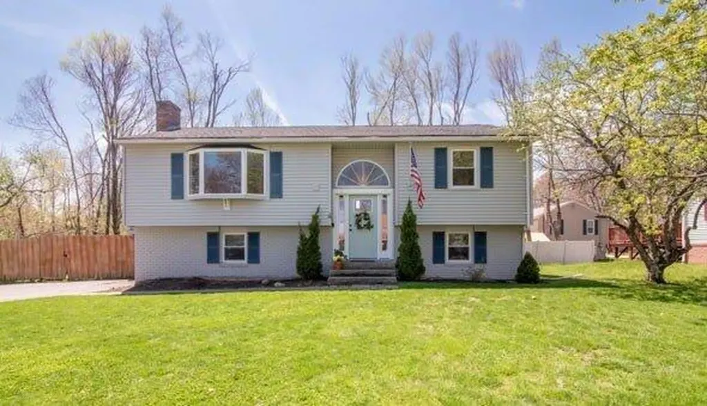 4 Fieldcrest Drive Saco ME 04072