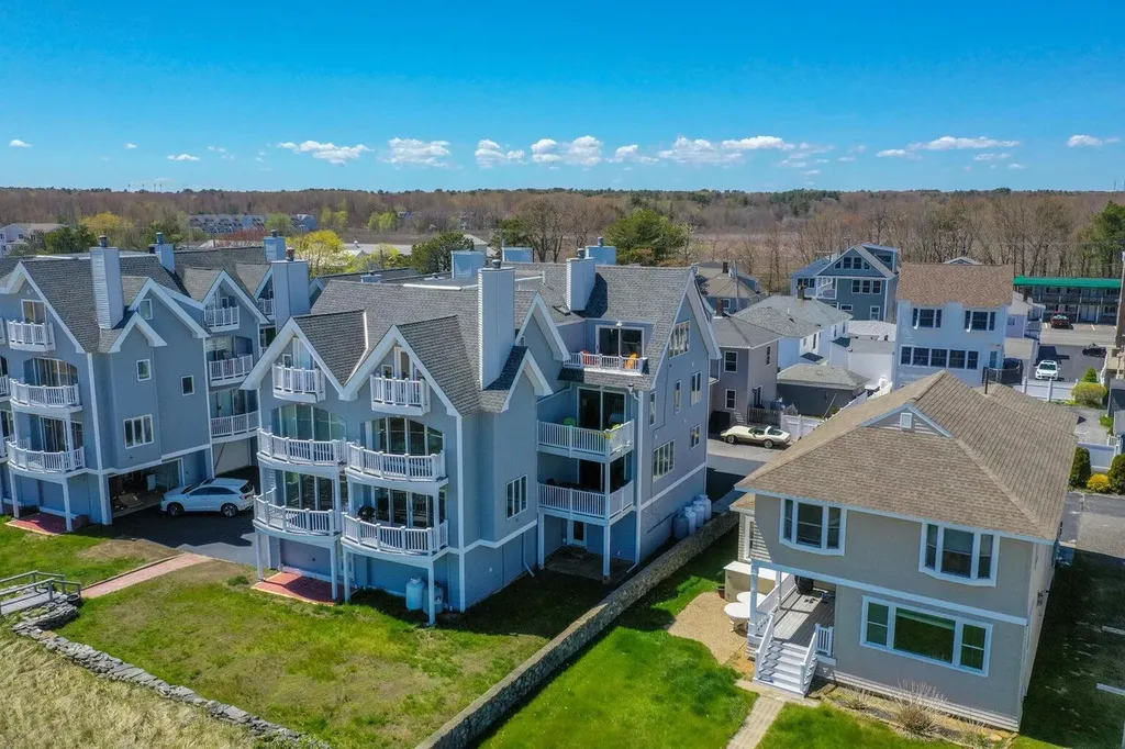 2 Saunders Avenue Old Orchard Beach ME 04064