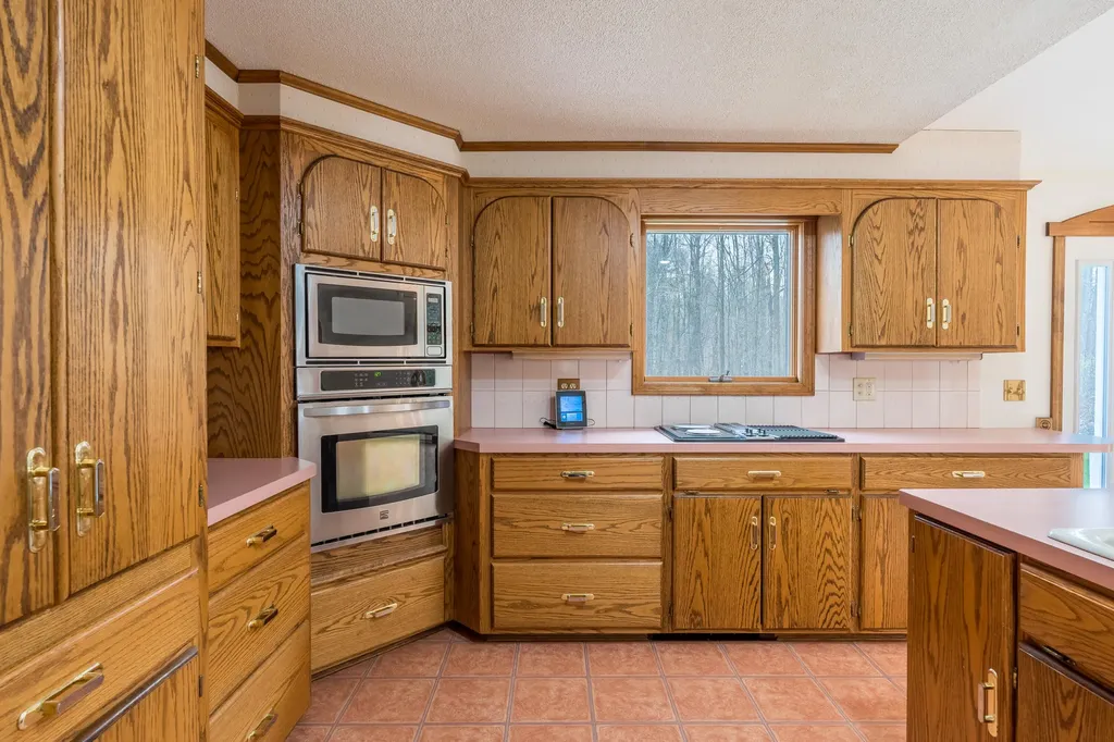 280 Woodbury Road Auburn ME 04210
