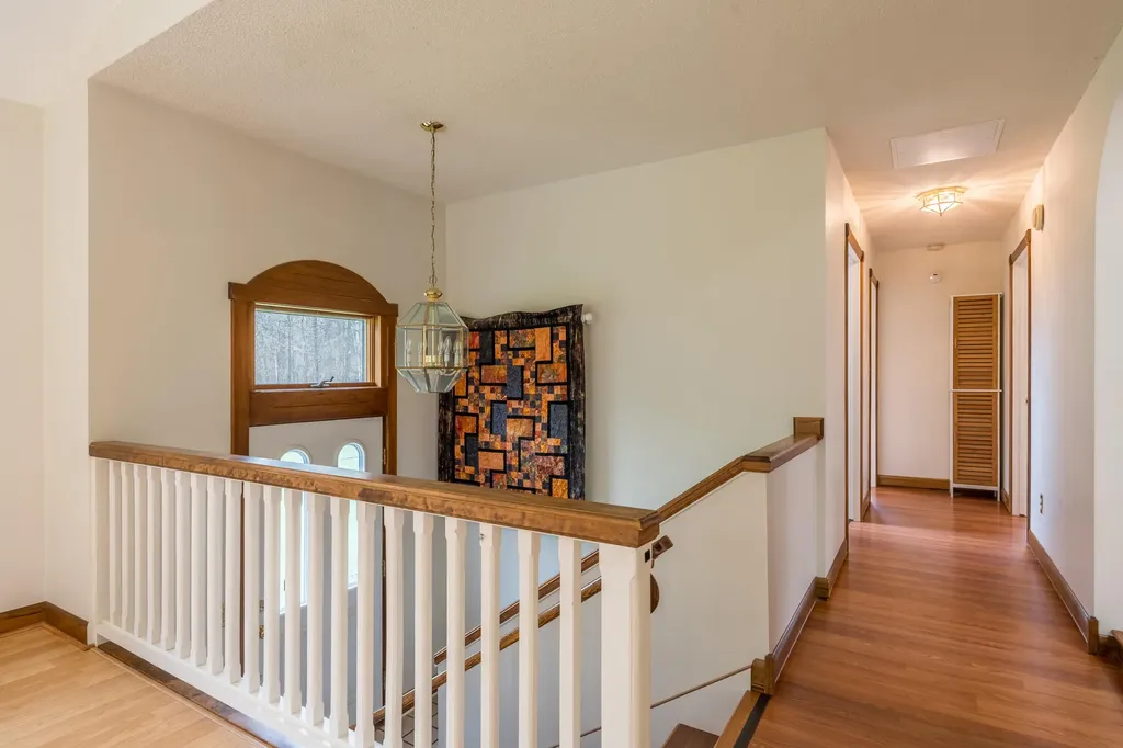 280 Woodbury Road Auburn ME 04210