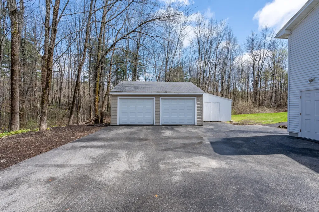 280 Woodbury Road Auburn ME 04210