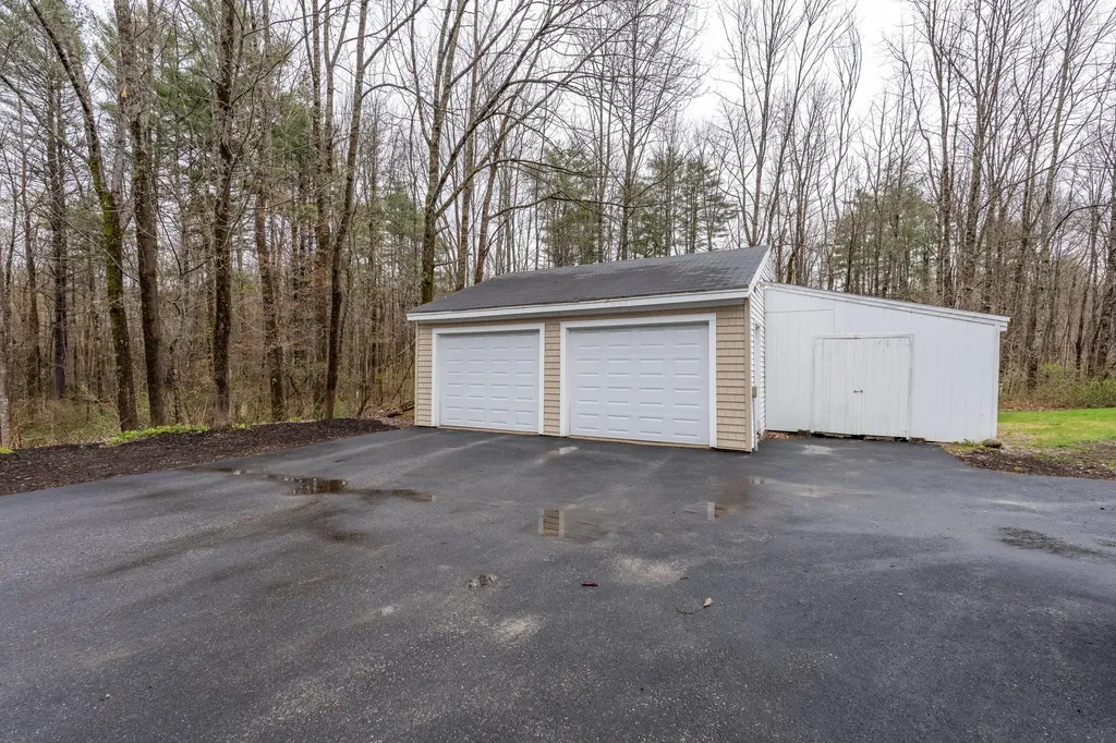 280 Woodbury Road Auburn ME 04210