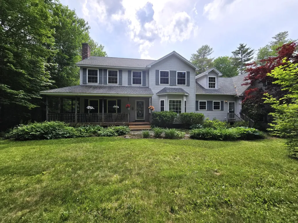 46 Homsted Lane Hermon ME 04401