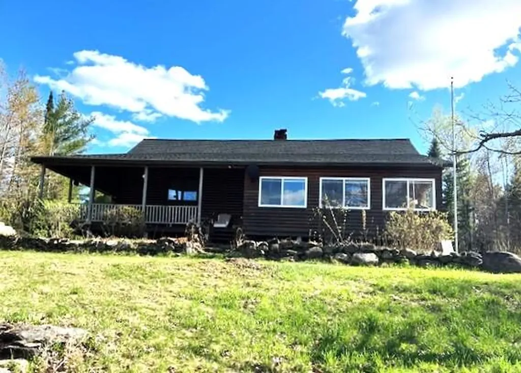 68 Philpot Ridge Road Street Atkinson ME 04426