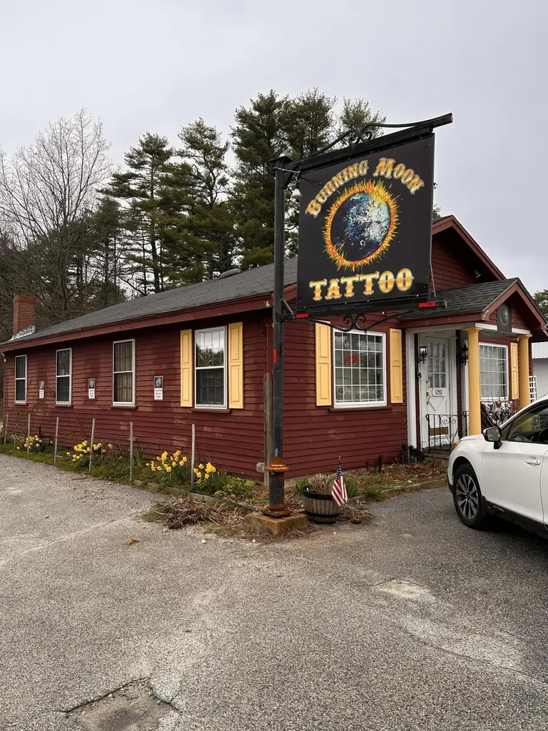 1250& 1252 Roosevelt Trail Raymond ME 04071