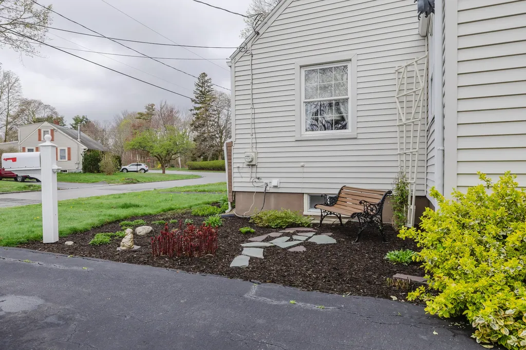 335 Sherwood Street Portland ME 04103