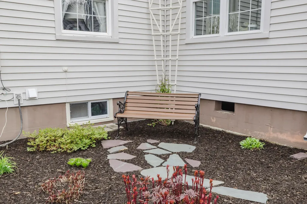335 Sherwood Street Portland ME 04103