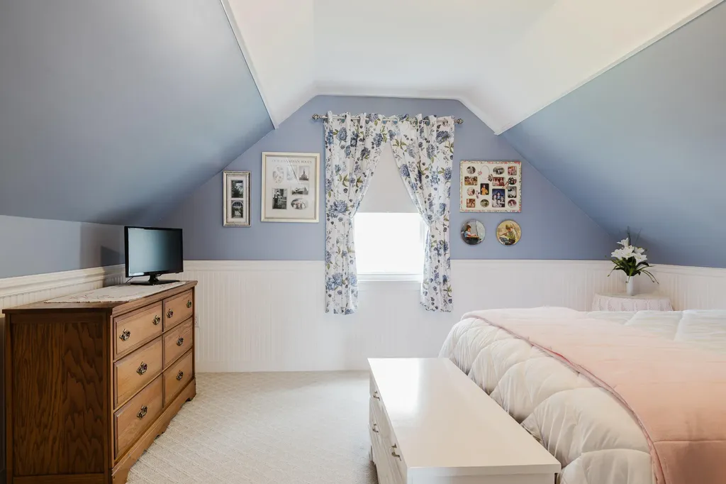 335 Sherwood Street Portland ME 04103