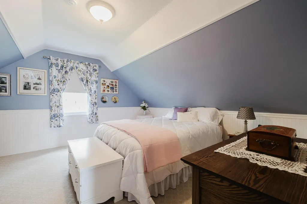 335 Sherwood Street Portland ME 04103