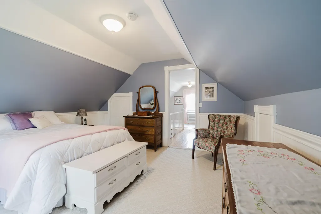 335 Sherwood Street Portland ME 04103
